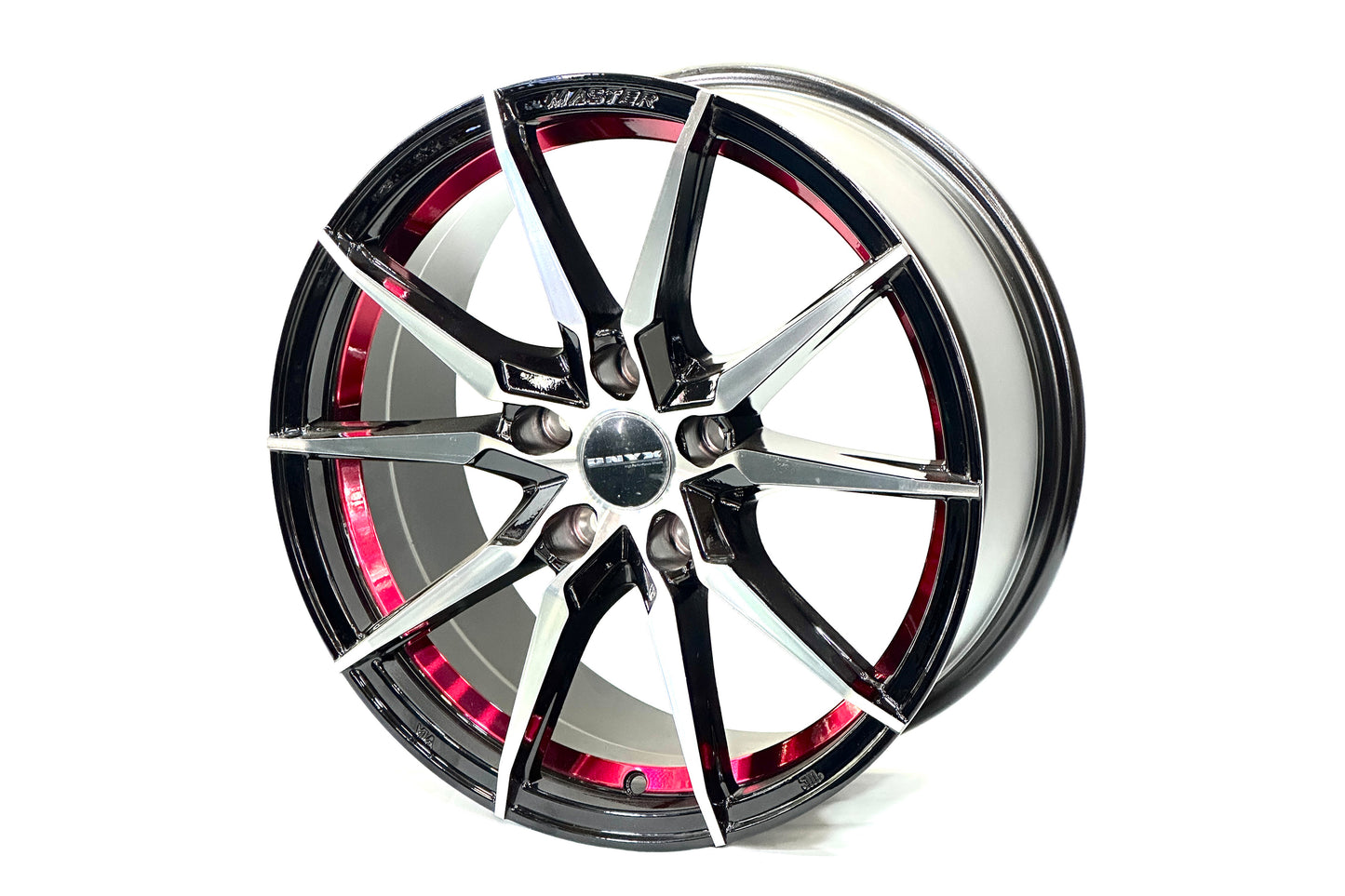 Onyx 17 inch 5 hole 114 PCD Multispoke Diamond Cut Red Band