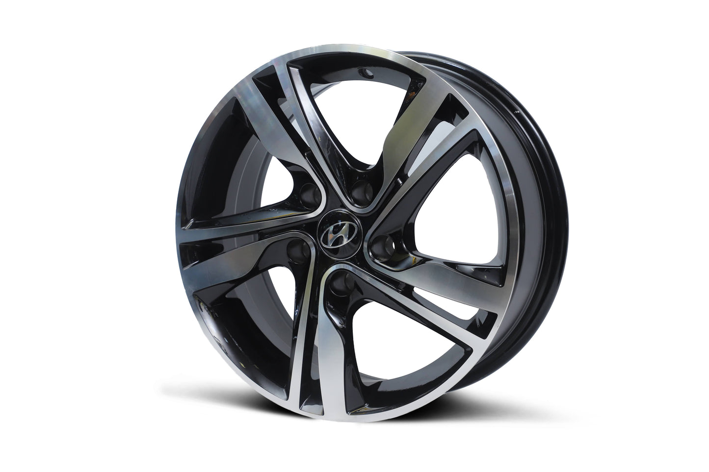 Hyundai 16 inch 5 hole Stock Diamond Cut