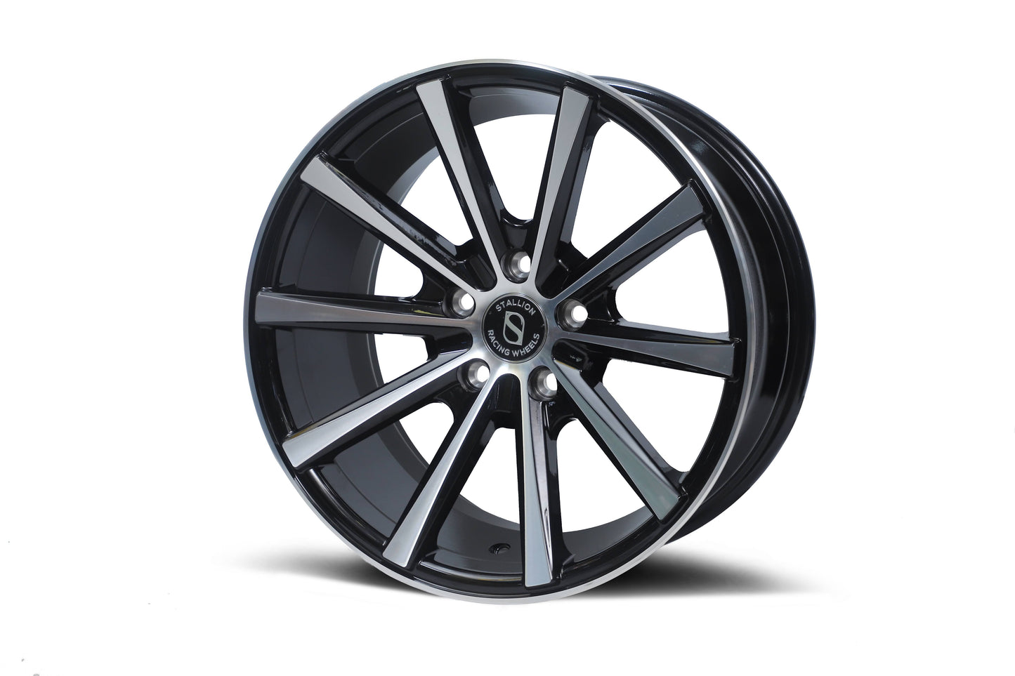 Stallion 17 Inch 5 hole 114 PCD