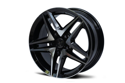 Flying Eagle 15 inch 5 Hole Diamond Cut Black Gloss