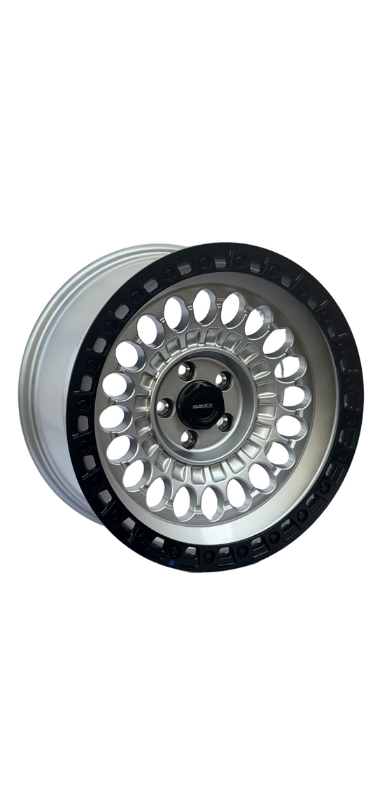 Onyx 011  18 inch 5 hole hyper silver with black lip