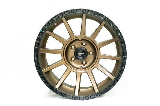 Onyx 09 18 inch 5 Hole 114 PCD Copper with Black Lip